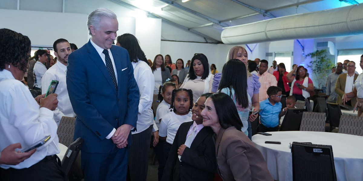  imagen Ministro de Educaci&oacute;n, Luis Miguel De Camps 