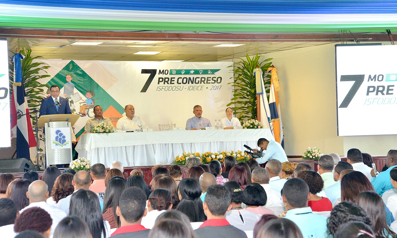  imagen Ministro Andrés Navarro encabeza la apertura del 7mo. Precongreso Isfodosu-IDEICE 2017. 