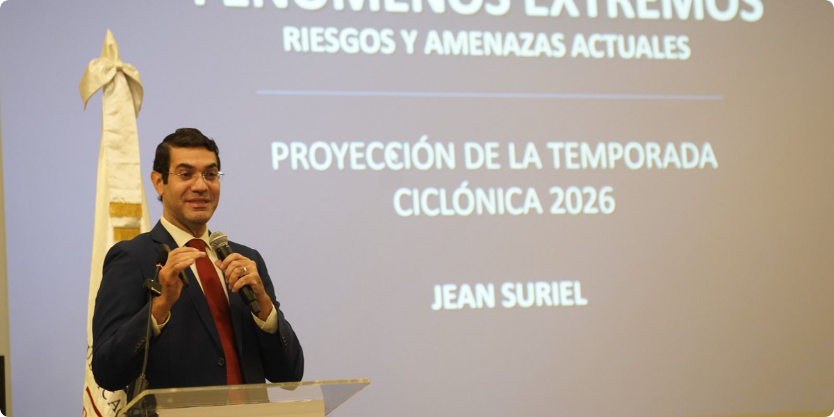  imagen Directora de Curr&iacute;culo del Ministerio de Educaci&oacute;n, Leonidas Germ&aacute;n 