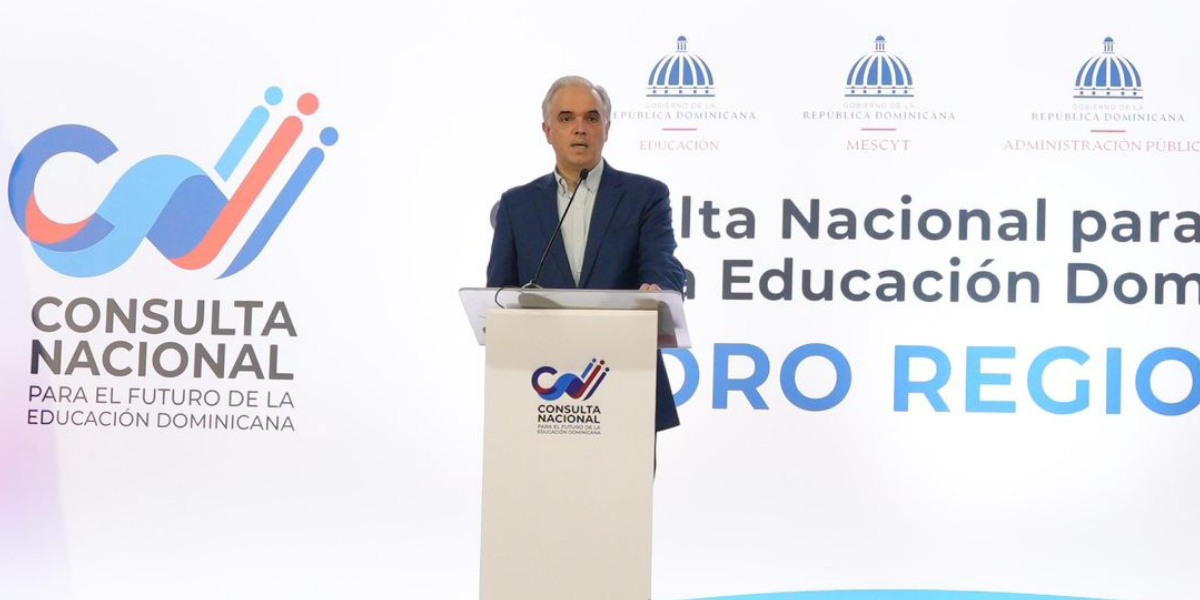  imagen Fotos del ministro De Camps en el podium 