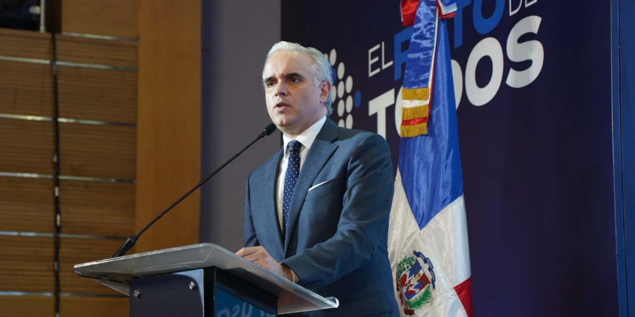  imagen Ministro de Educacion Luis Miguel De Camps 