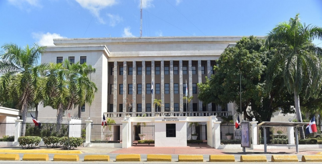  imagen Miguel &Aacute;ngel Hern&aacute;ndez Lora del polit&eacute;cnico El Ave Mar&iacute;a de Sabana Perdida&nbsp; 
