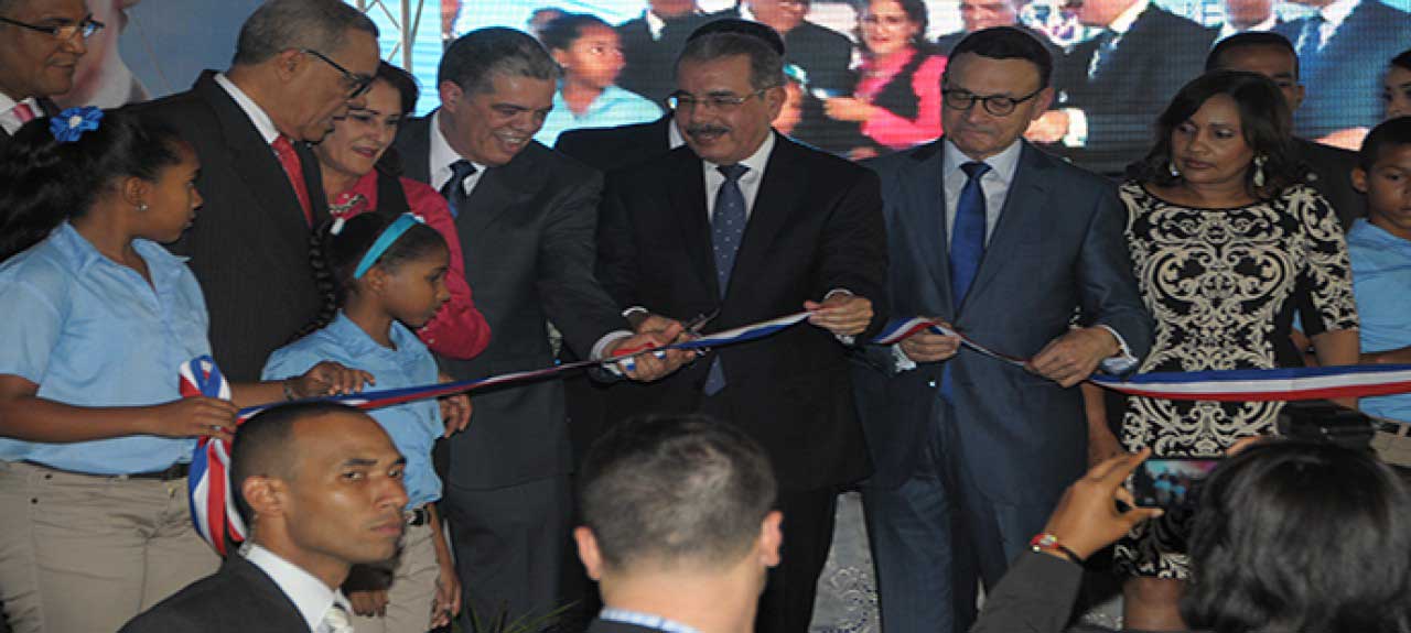  imagen Presidente Danilo Medina reanuda programa inauguración de escuelas 