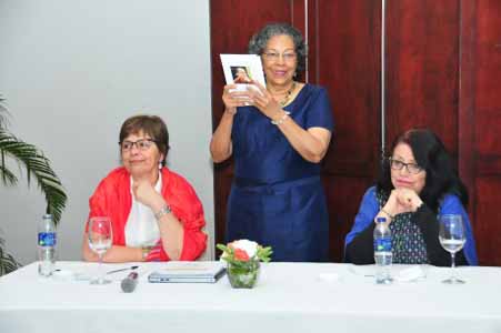  imagen Especialistas ven a República Dominicana como un referente y ejemplo en materia de alfabetización y educación de adultos 