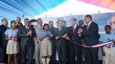  imagen Presidente Medina inaugura tres escuelas en Boca Chica 