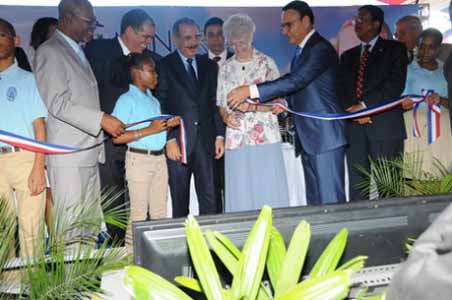  imagen Presidente Medina inaugura  ocho escuelas para  La Romana y  San Pedro de Macorís 